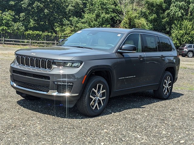 New 2025 Jeep Grand Cherokee L Limited image 5