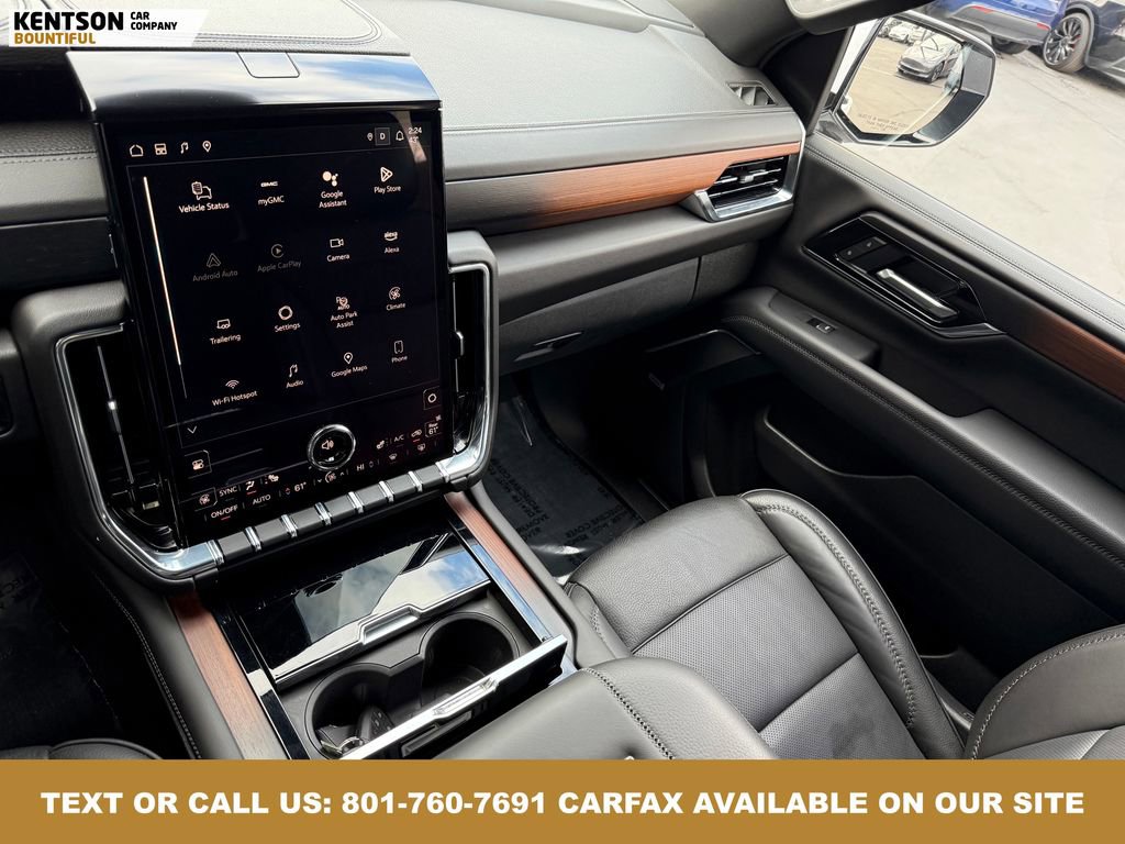 Used 2025 GMC Yukon XL Denali image 24