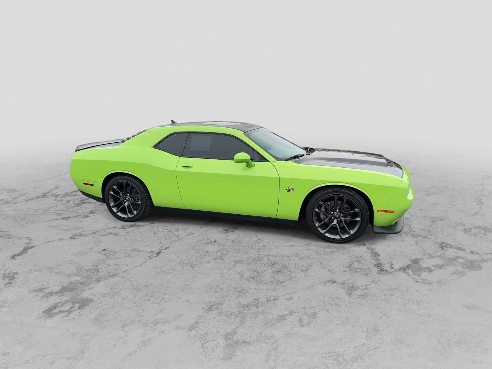 Used 2023 Dodge Challenger R/T w/ T/A Package image 9
