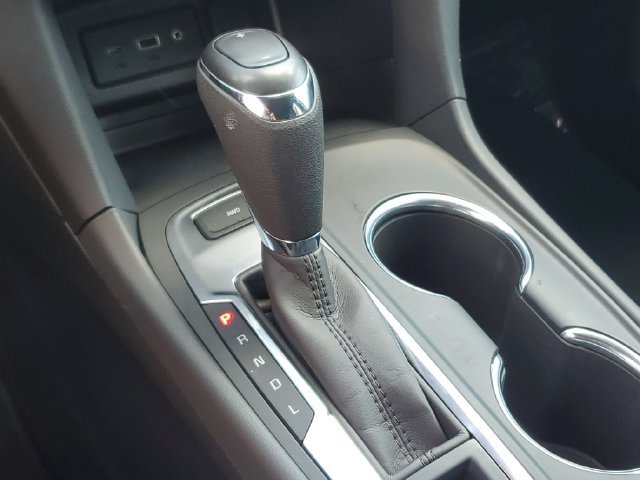 Used 2020 Chevrolet Equinox LT AWD/4WD image 32