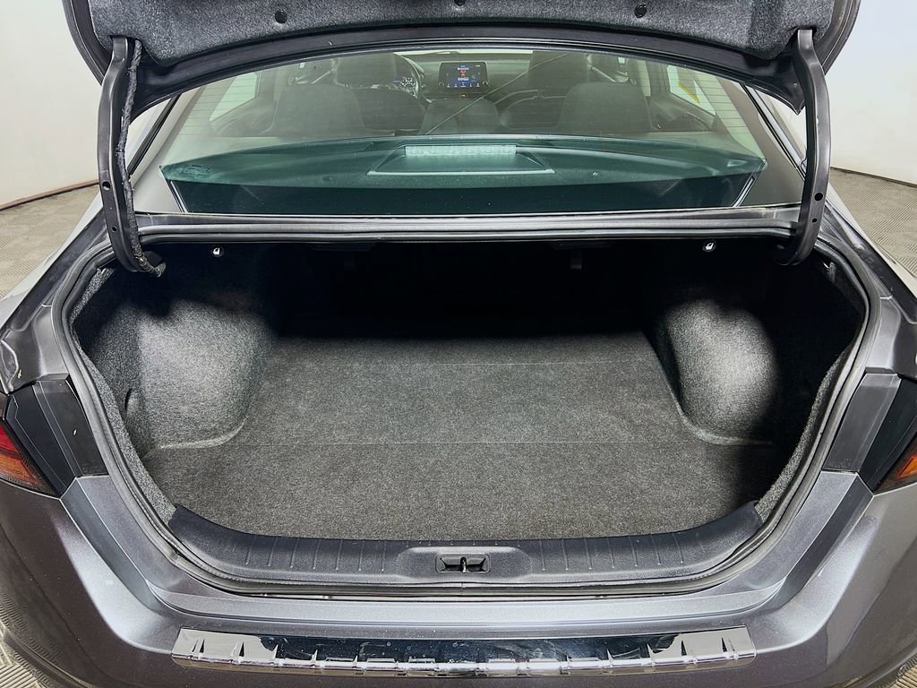 Used 2022 Nissan Altima 2.5 SV w/ SV Premium Package image 24