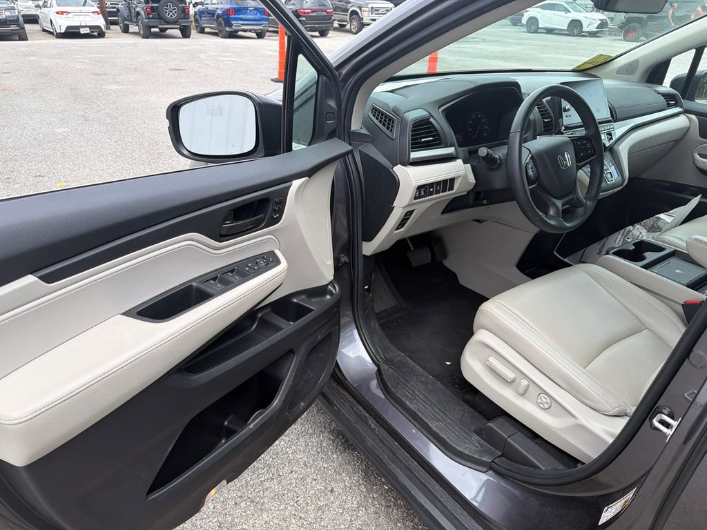 Used 2025 Honda Odyssey EX-L image 14