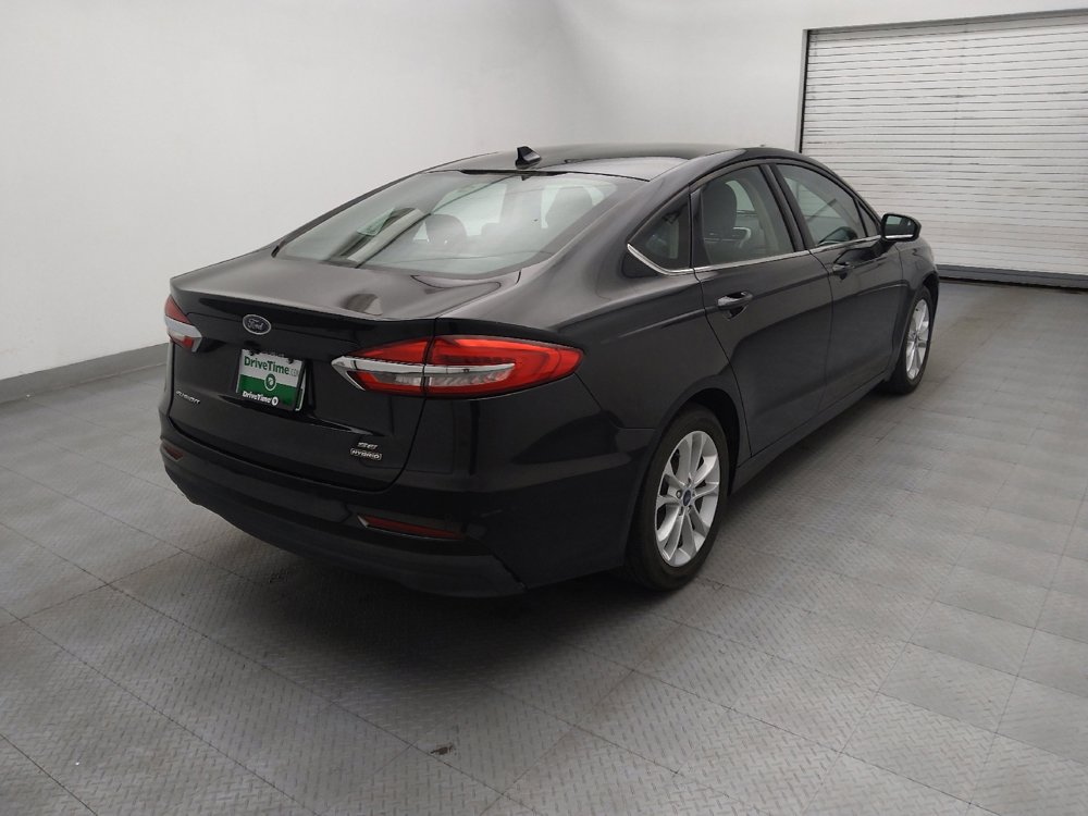 Used 2020 Ford Fusion SE image 9