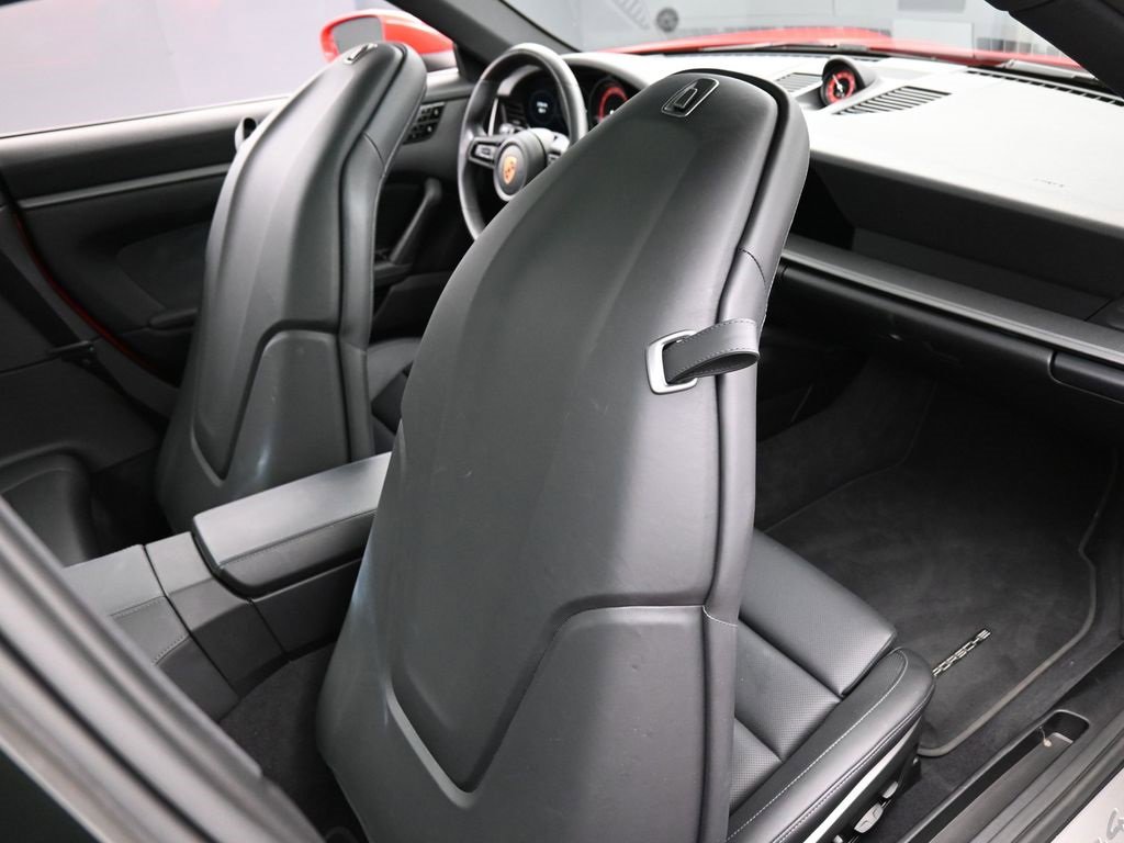 Certified 2020 Porsche 911 Carrera 4S image 23