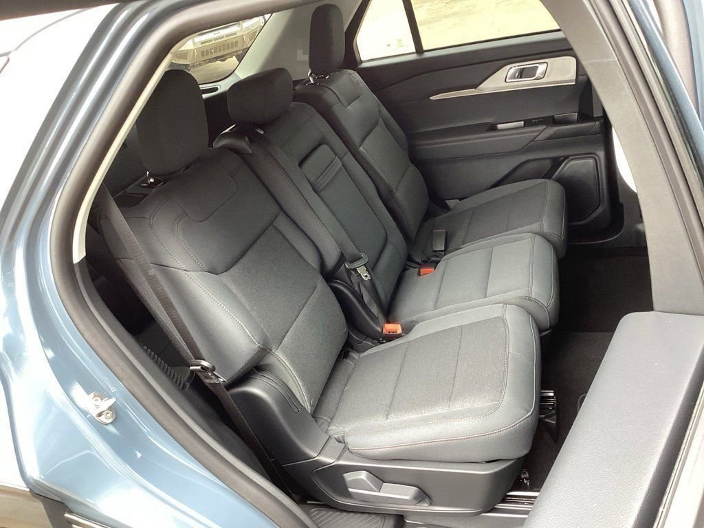 New 2026 Ford Explorer Active image 37