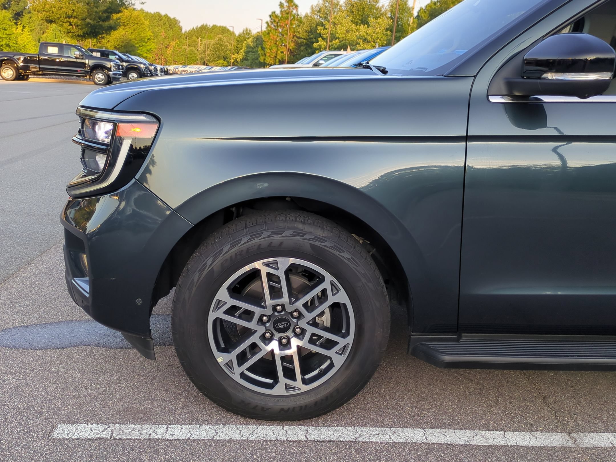 Certified 2025 Ford Expedition Active AWD/4WD image 11