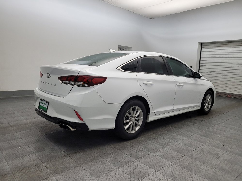 Used 2018 Hyundai Sonata SE w/ Cargo Package image 9