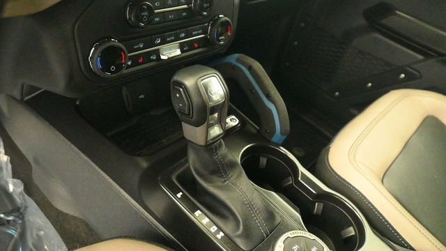 Certified 2024 Ford Bronco Wildtrak AWD/4WD image 17