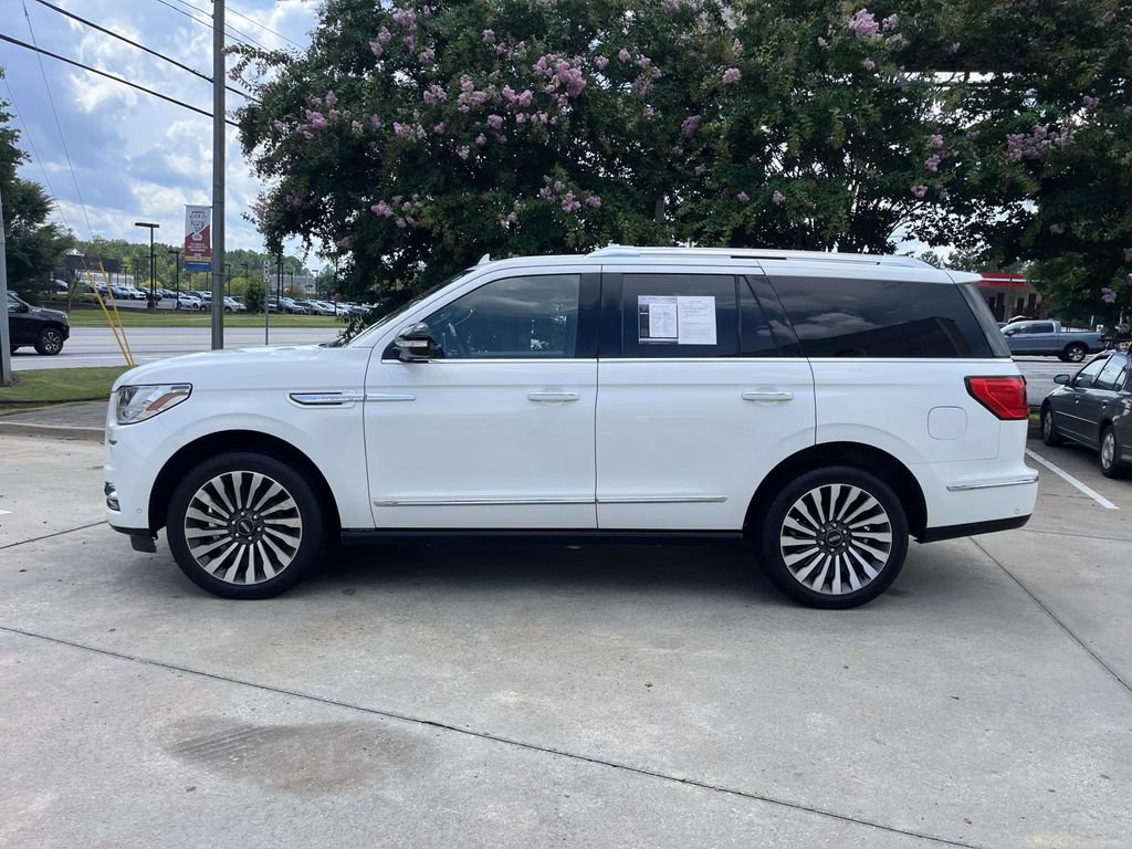 Used 2021 Lincoln Navigator Reserve w/ Luxury Package AWD/4WD image 6