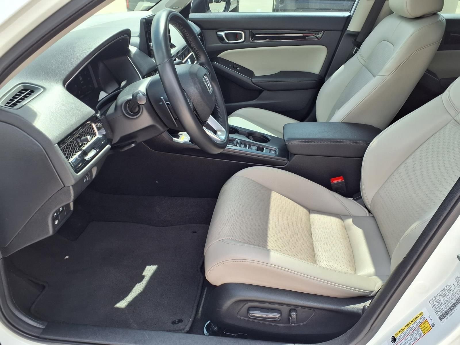 Used 2023 Honda Civic Touring image 12
