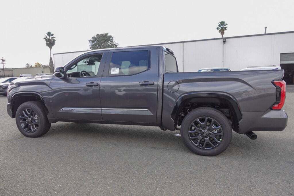 New 2026 Toyota Tundra Platinum AWD/4WD image 6
