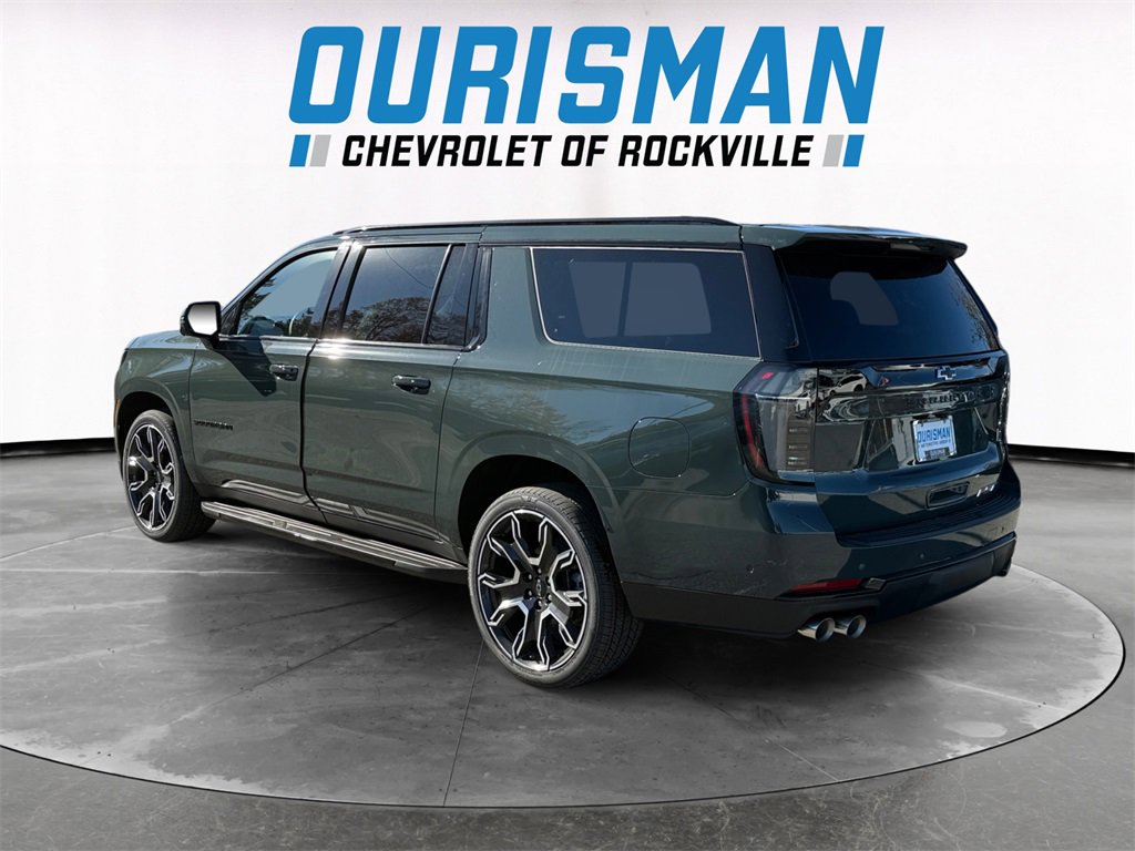New 2026 Chevrolet Suburban RST image 4