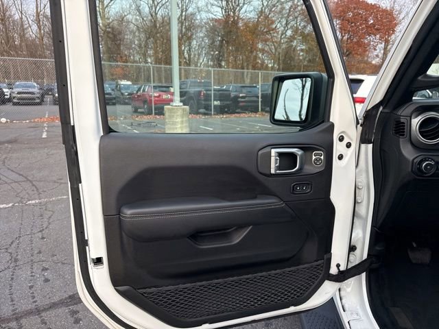 Used 2022 Jeep Wrangler Unlimited Sahara w/ LED Lighting Group image 35