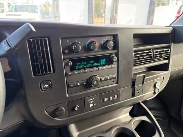 New 2025 Chevrolet Express 2500 Work Van 3D Extended Cargo Van w/ Driver Convenience Package RWD image 26
