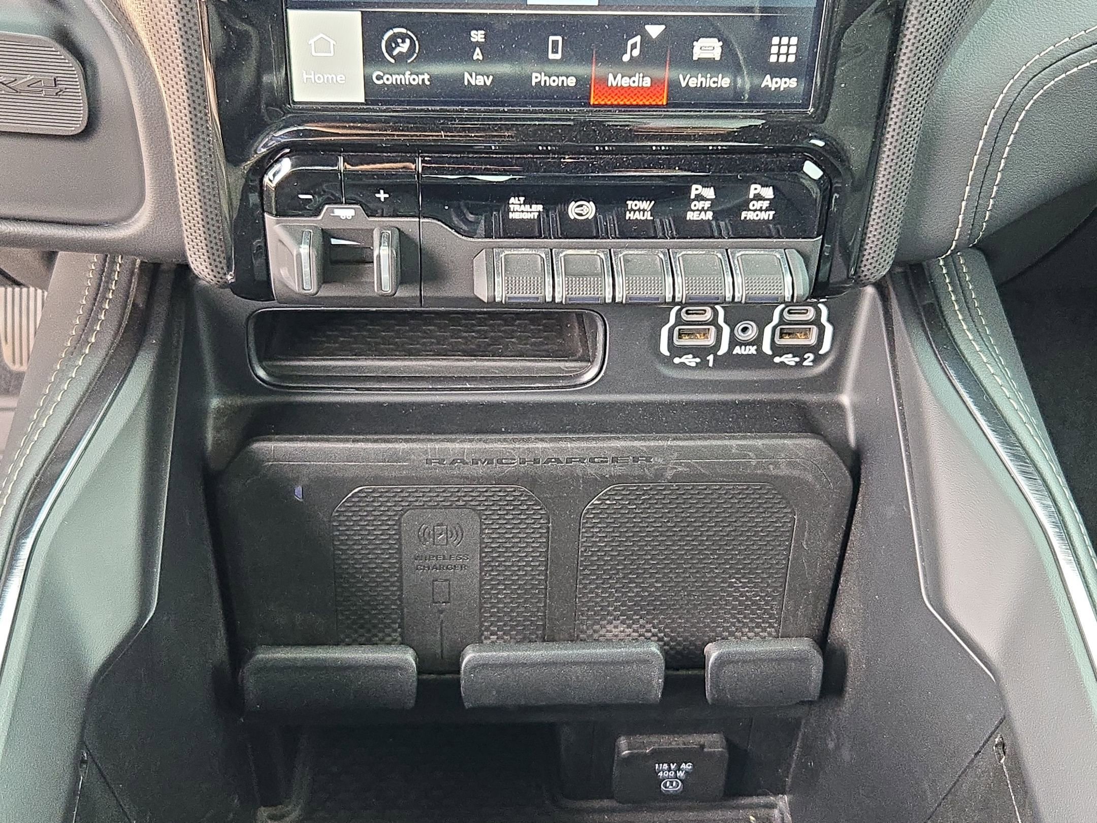 Certified 2024 RAM 2500 Limited image 18