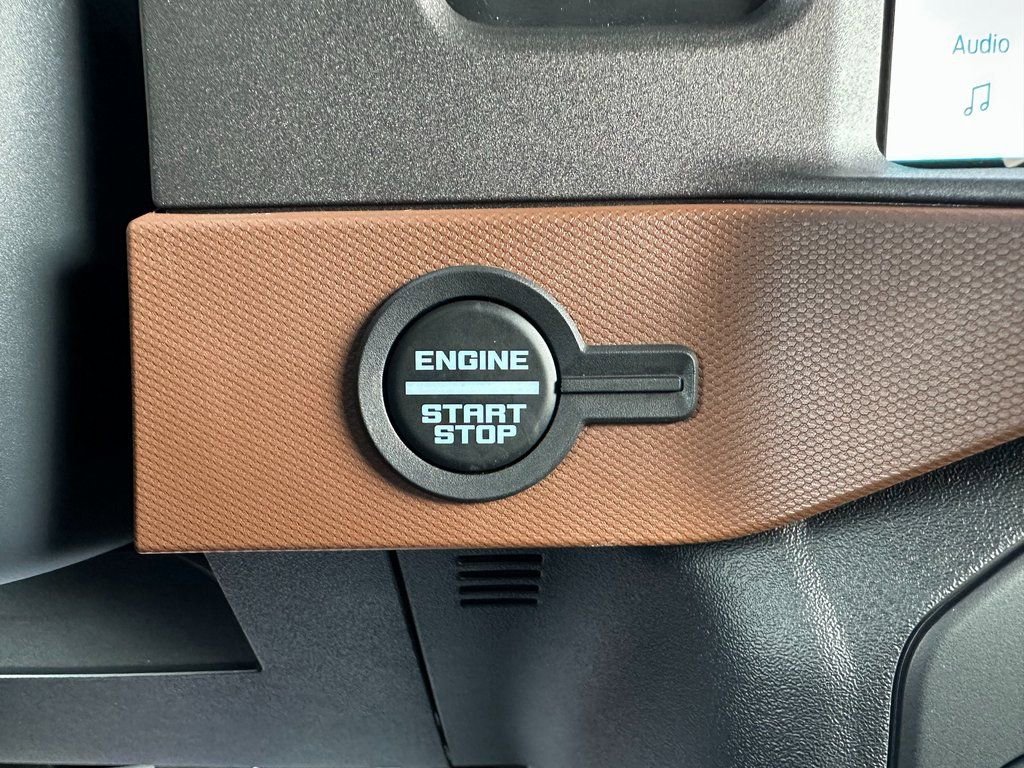 New 2024 Ford Bronco Outer Banks w/ Sasquatch Package image 26