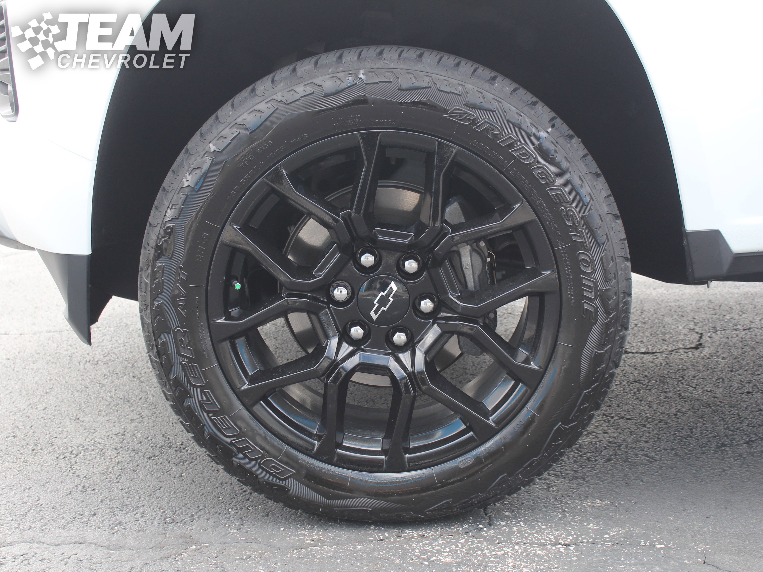Used 2025 Chevrolet Colorado Z71 AWD/4WD image 29