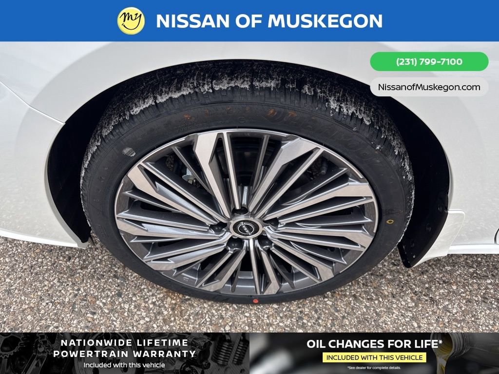 New 2025 Nissan Altima 2.5 SL image 9