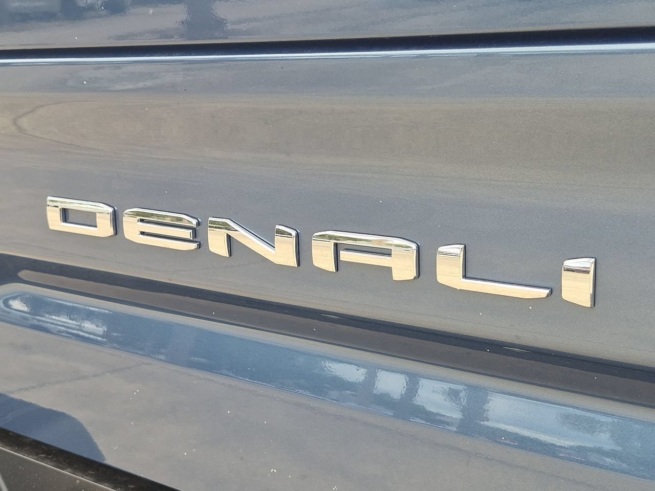 Used 2026 GMC Sierra 1500 Denali w/ Technology Package AWD/4WD image 7