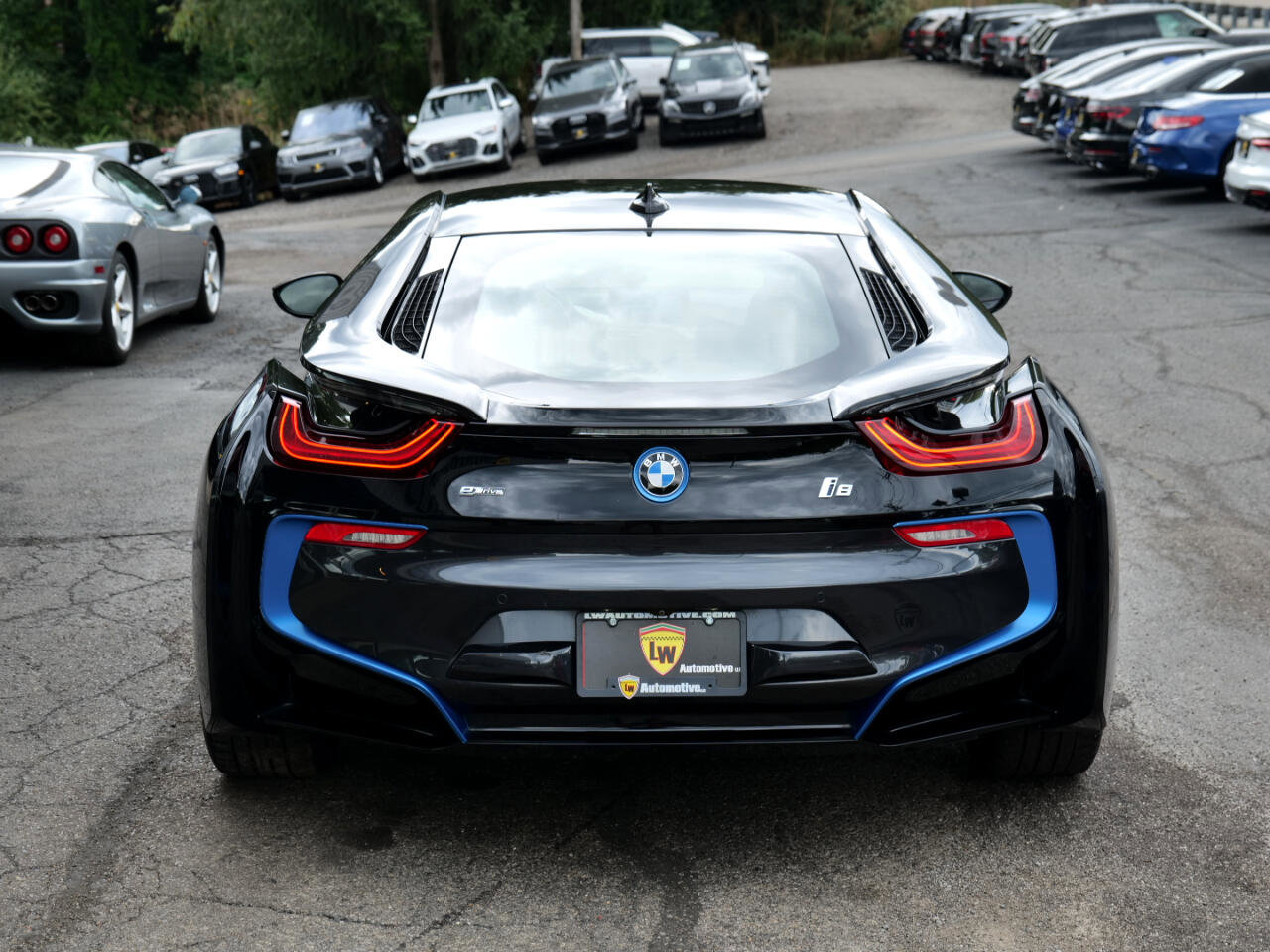 Used 2015 BMW i8 image 7
