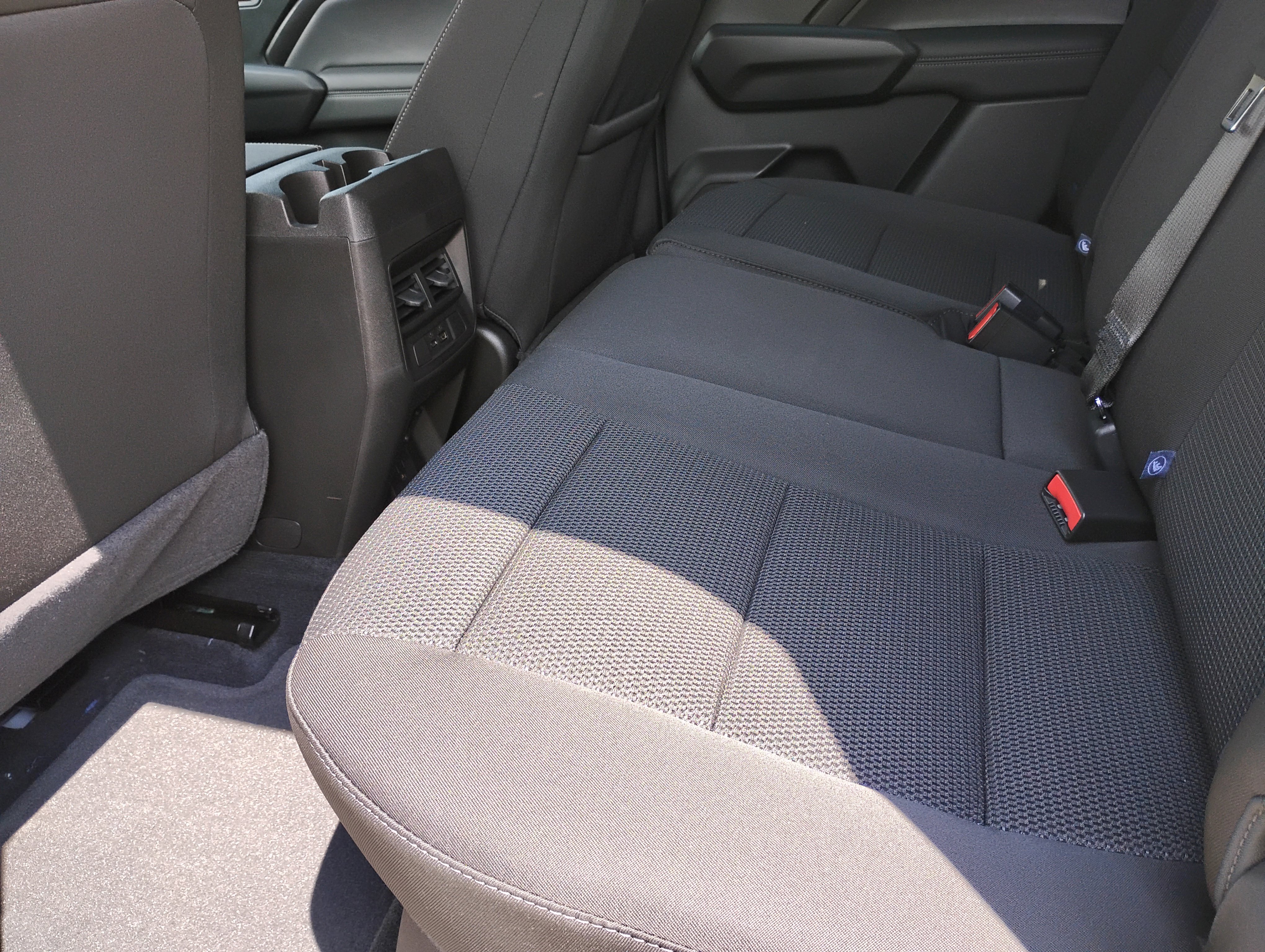 New 2026 GMC Canyon Elevation w/ Convenience Package image 9