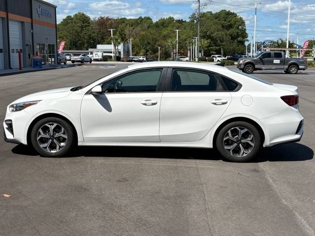 Used 2021 Kia Forte LXS FWD image 2