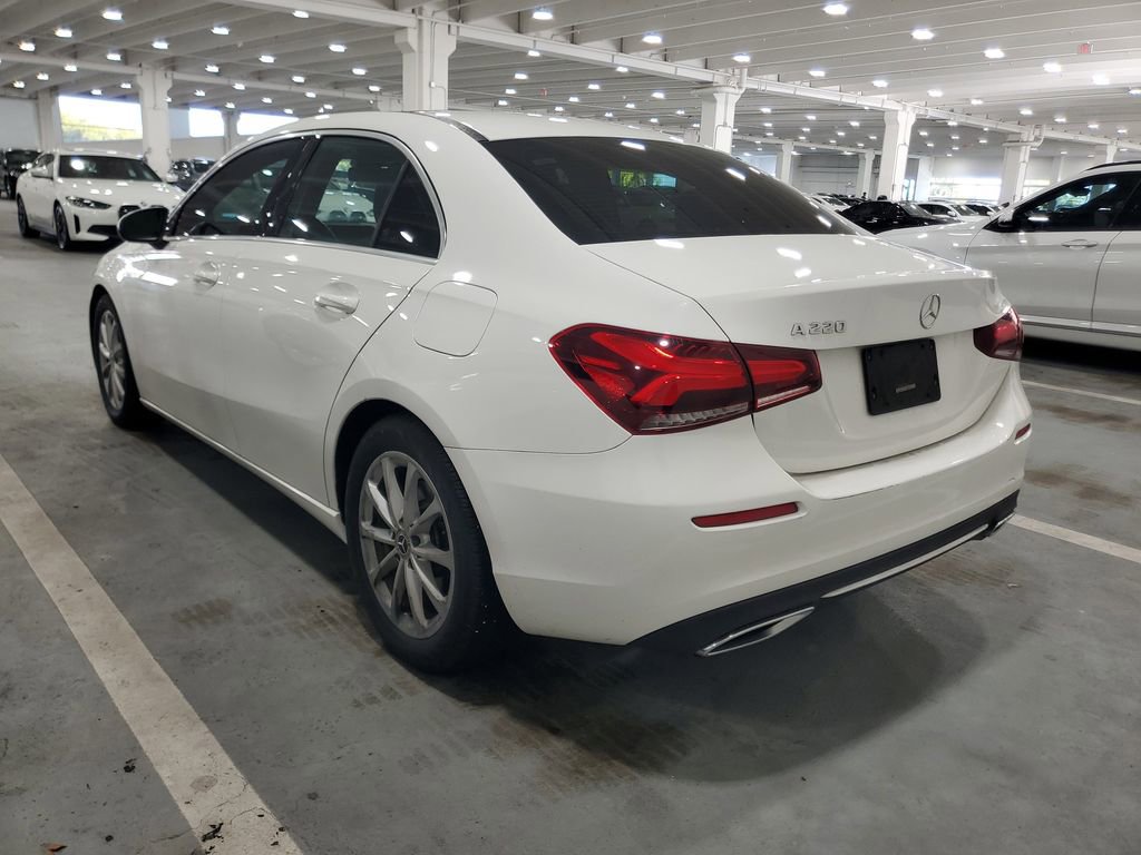 Used 2020 Mercedes-Benz A 220 image 4