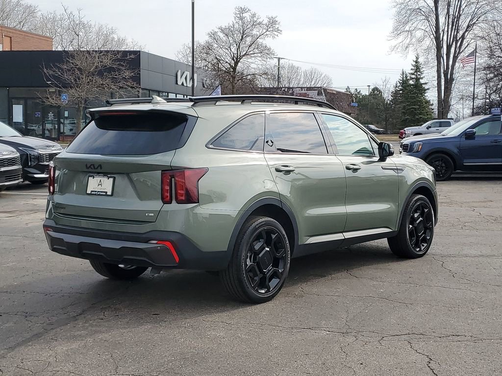 Used 2025 Kia Sorento X-Line EX image 4