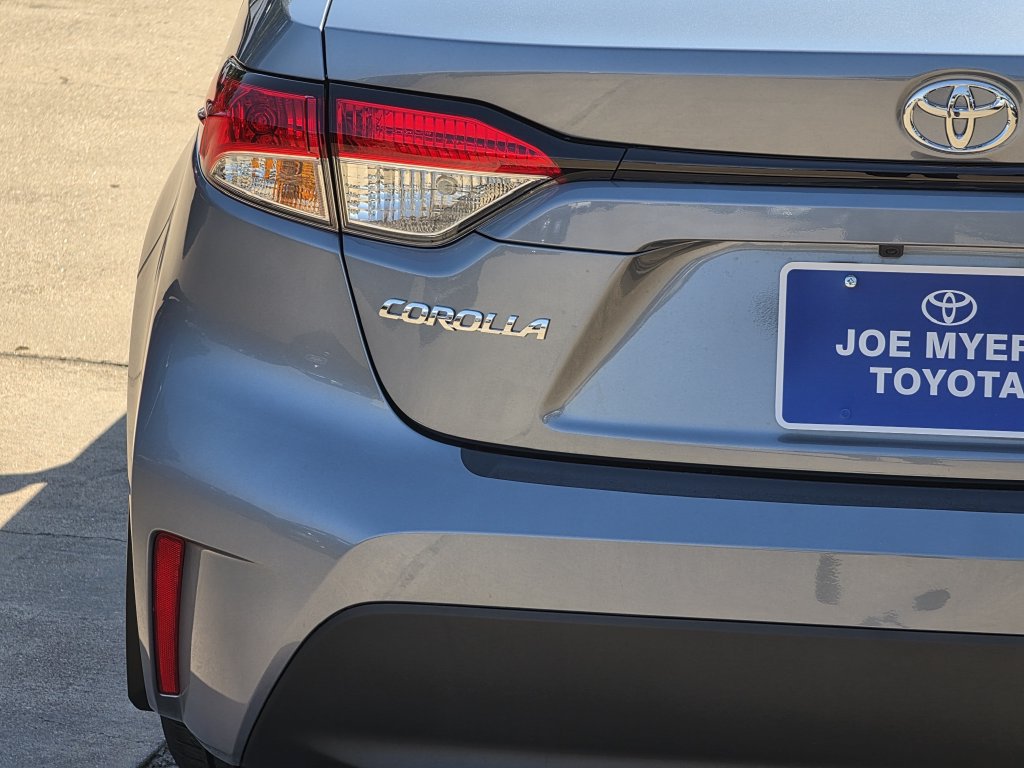 New 2027 Toyota Corolla LE FWD image 10