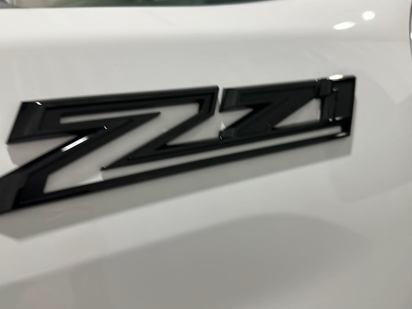 Used 2025 Chevrolet Silverado 3500 LT w/ Trail Boss Package AWD/4WD image 31