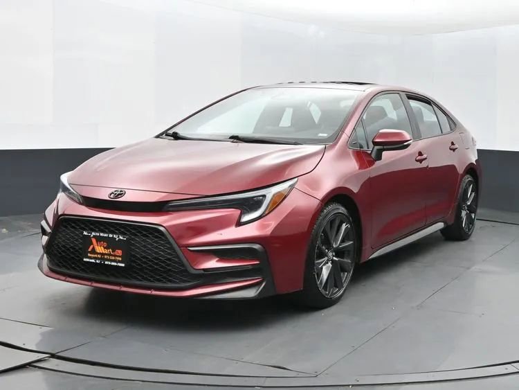 Used 2023 Toyota Corolla SE