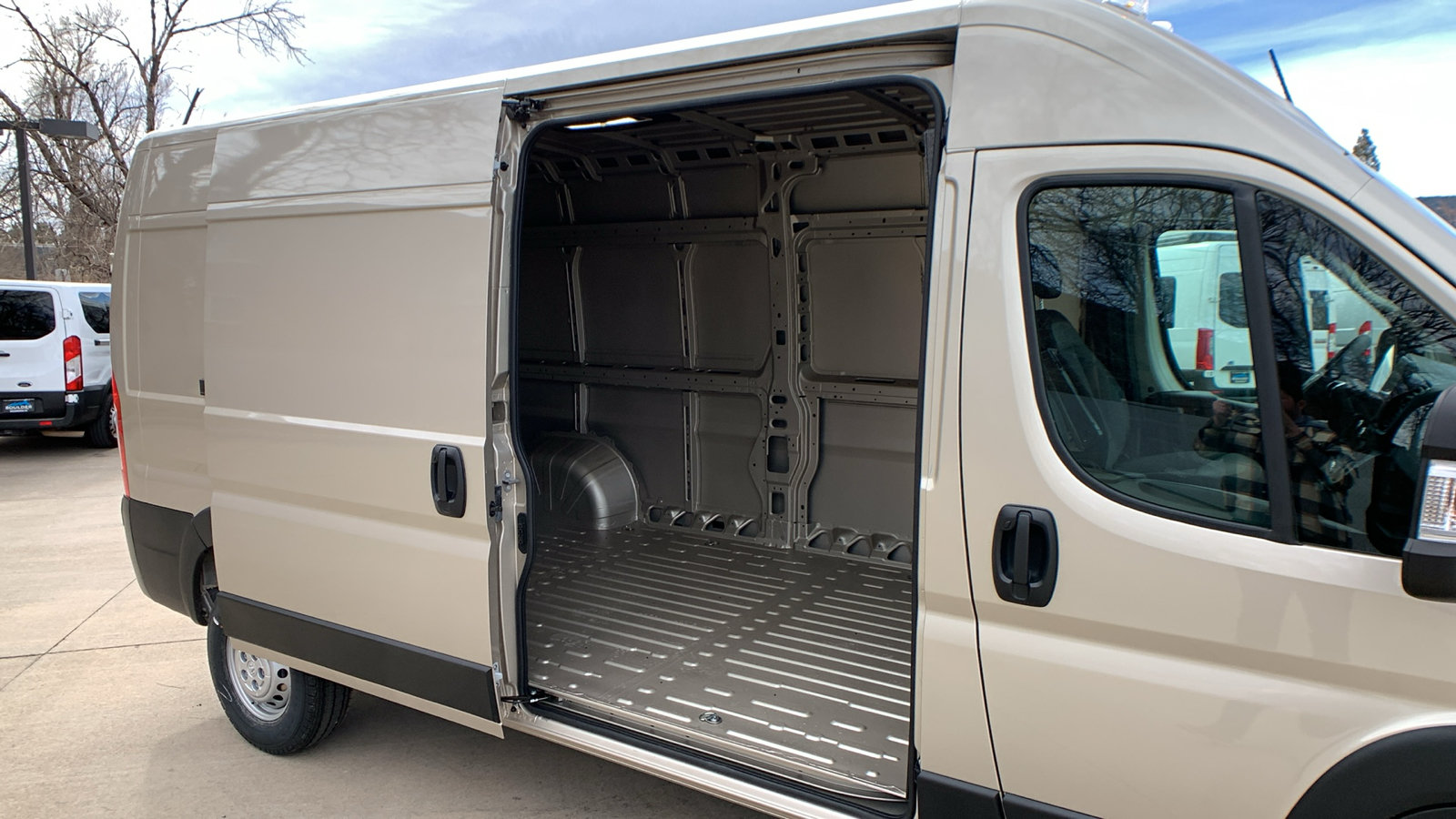 New 2026 RAM ProMaster 2500 w/ Premium Convenience Group FWD image 23