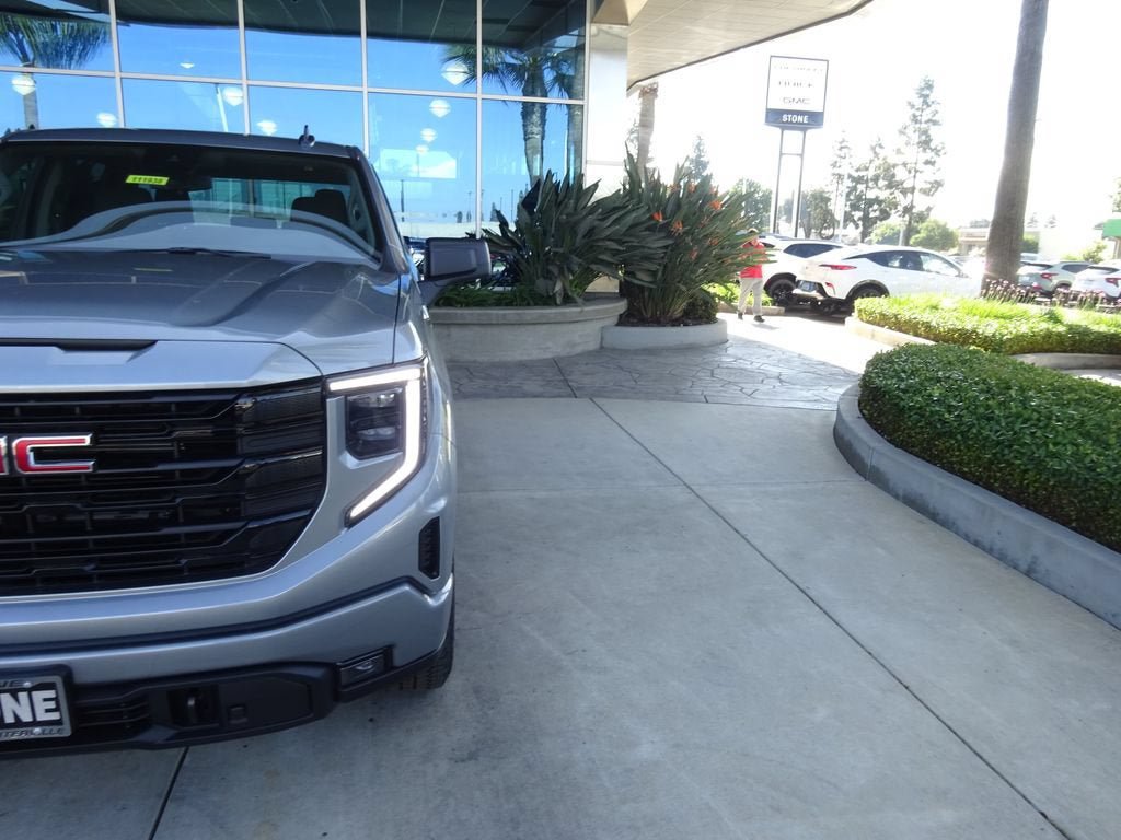 New 2026 GMC Sierra 1500 Elevation AWD/4WD image 30