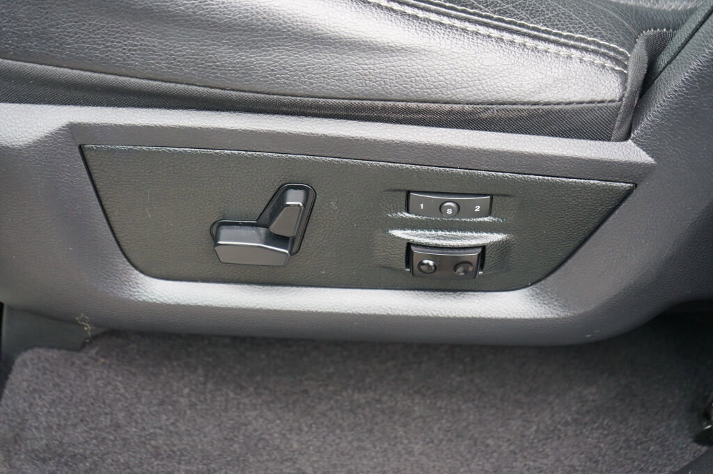 Used 2017 RAM 2500 Laramie w/ Sport Appearance Group image 10