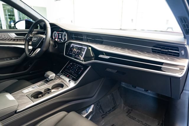 Certified 2025 Audi A6 3.0T Prestige AWD/4WD image 31