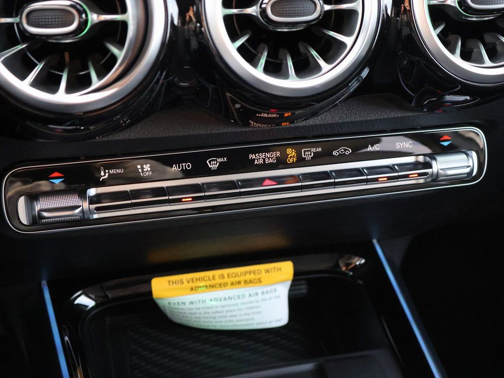 New 2026 Mercedes-Benz GLB 250 4MATIC image 26