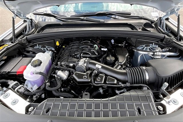 New 2025 Jeep Grand Cherokee L Altitude image 11