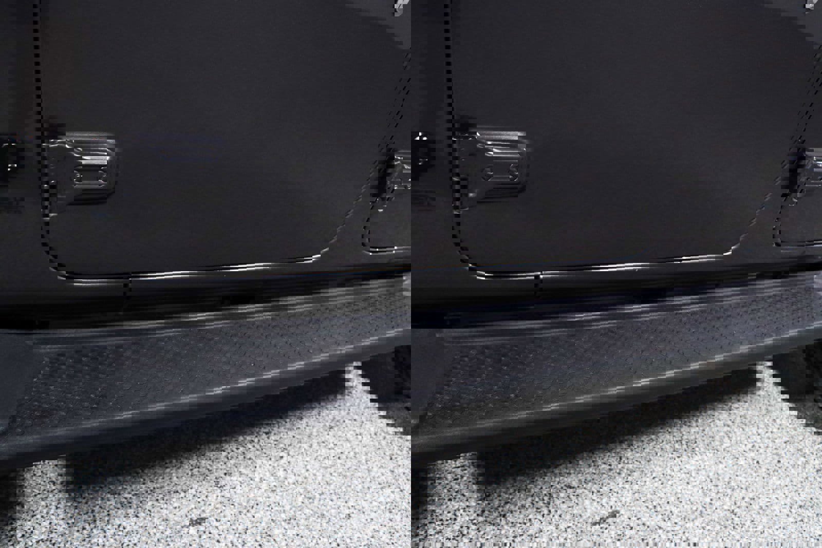 Used 2022 Jeep Wrangler Unlimited Sahara image 13