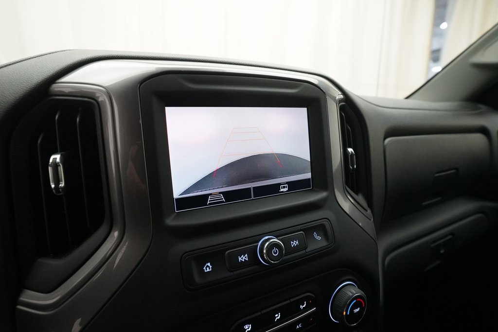 Used 2022 Chevrolet Silverado 1500 Custom image 18