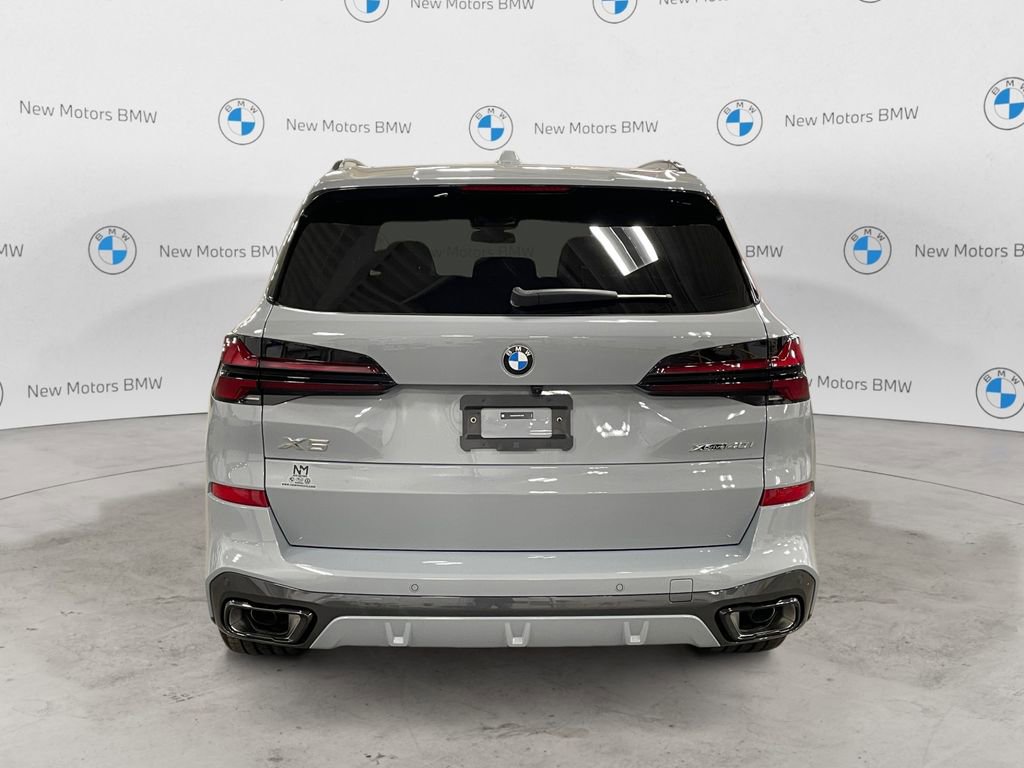 New 2026 BMW X5 xDrive40i w/ M Sport Package image 4