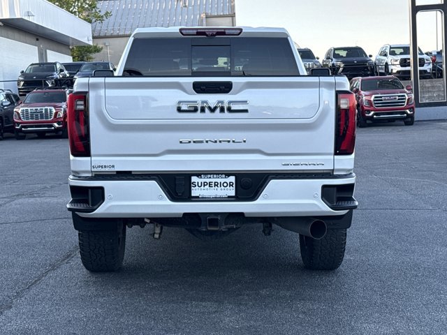 Used 2024 GMC Sierra 2500 Denali Ultimate AWD/4WD image 4