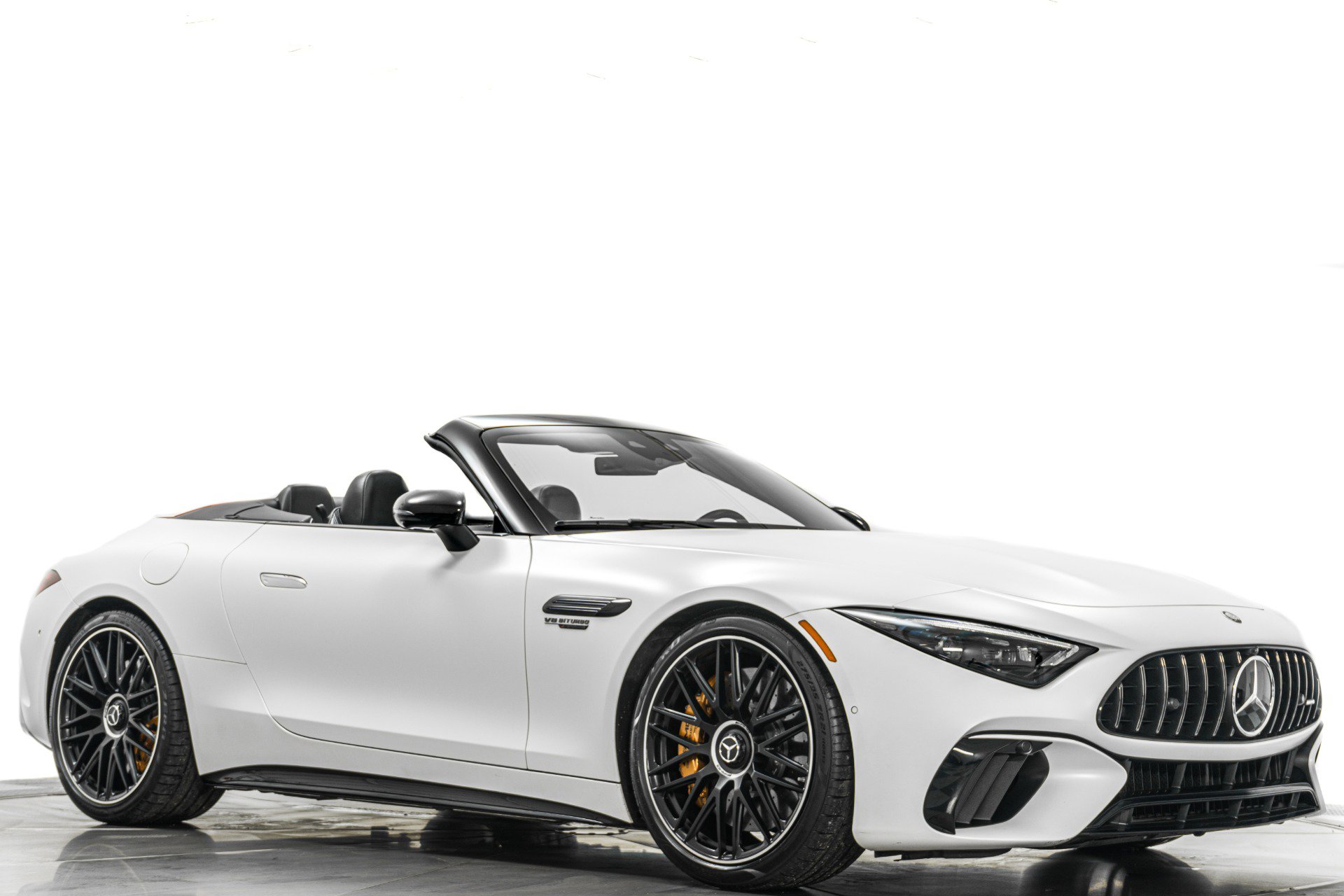 Used 2025 Mercedes-Benz SL 63 AMG S e Performance 4MATIC image 32