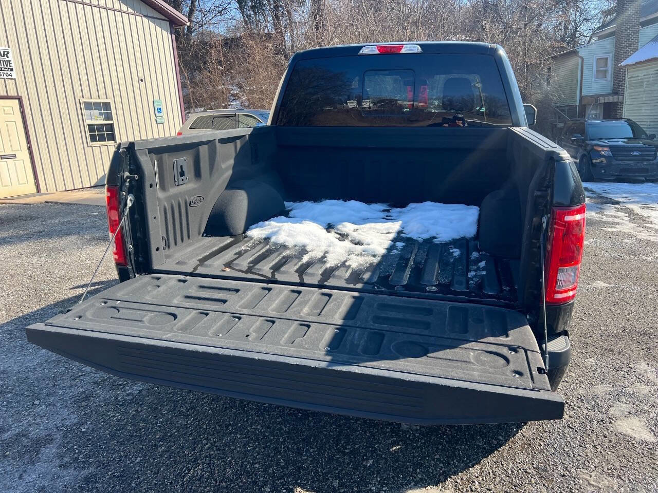 Used 2017 Ford F150 XLT w/ Equipment Group 302A Luxury image 8