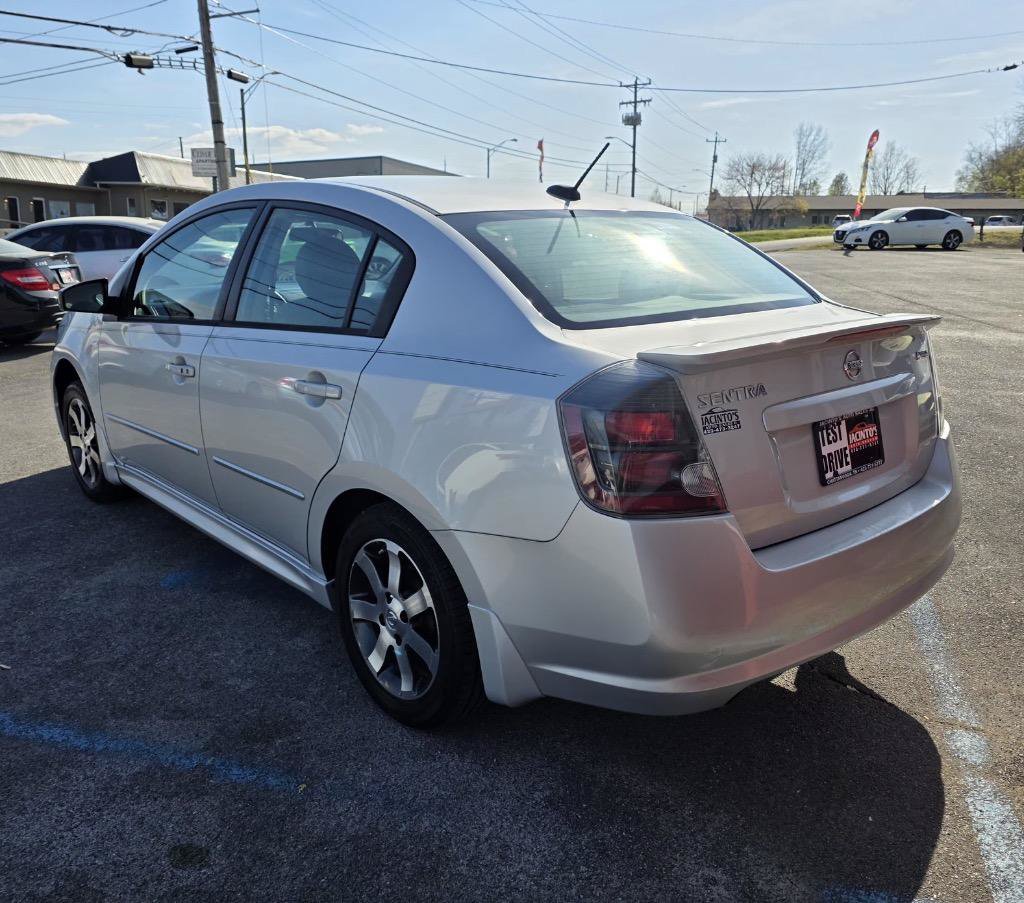 Used 2012 Nissan Sentra 2.0 SR w/ Special Edition Pkg FWD image 4