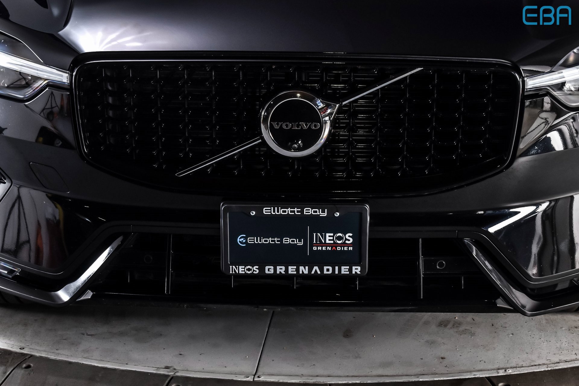 Used 2025 Volvo XC60 B5 Plus image 9