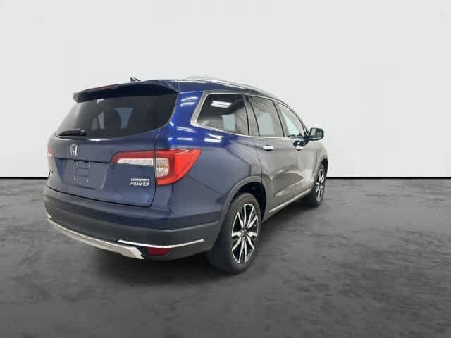 Certified 2020 Honda Pilot Touring image 3