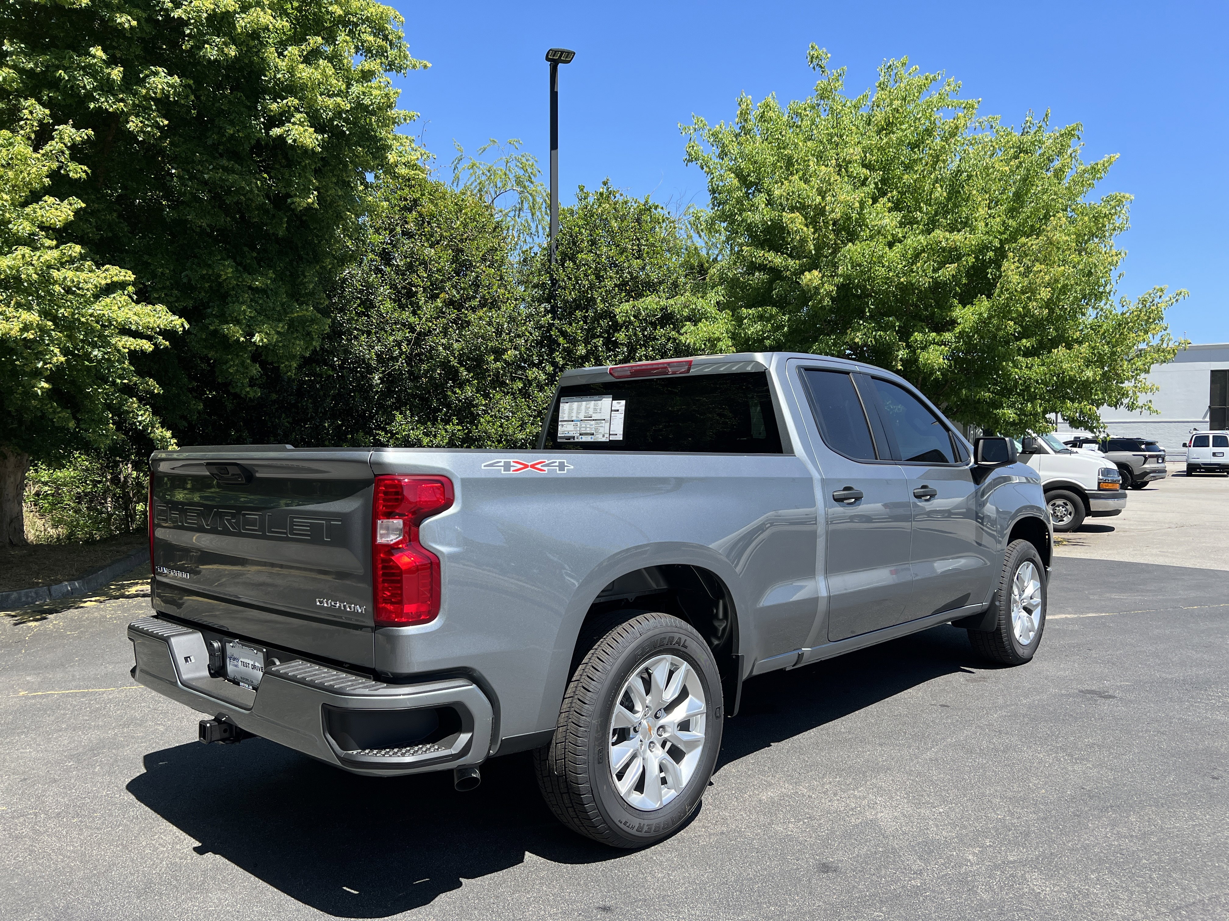 New 2026 Chevrolet Silverado 1500 Custom AWD/4WD image 9