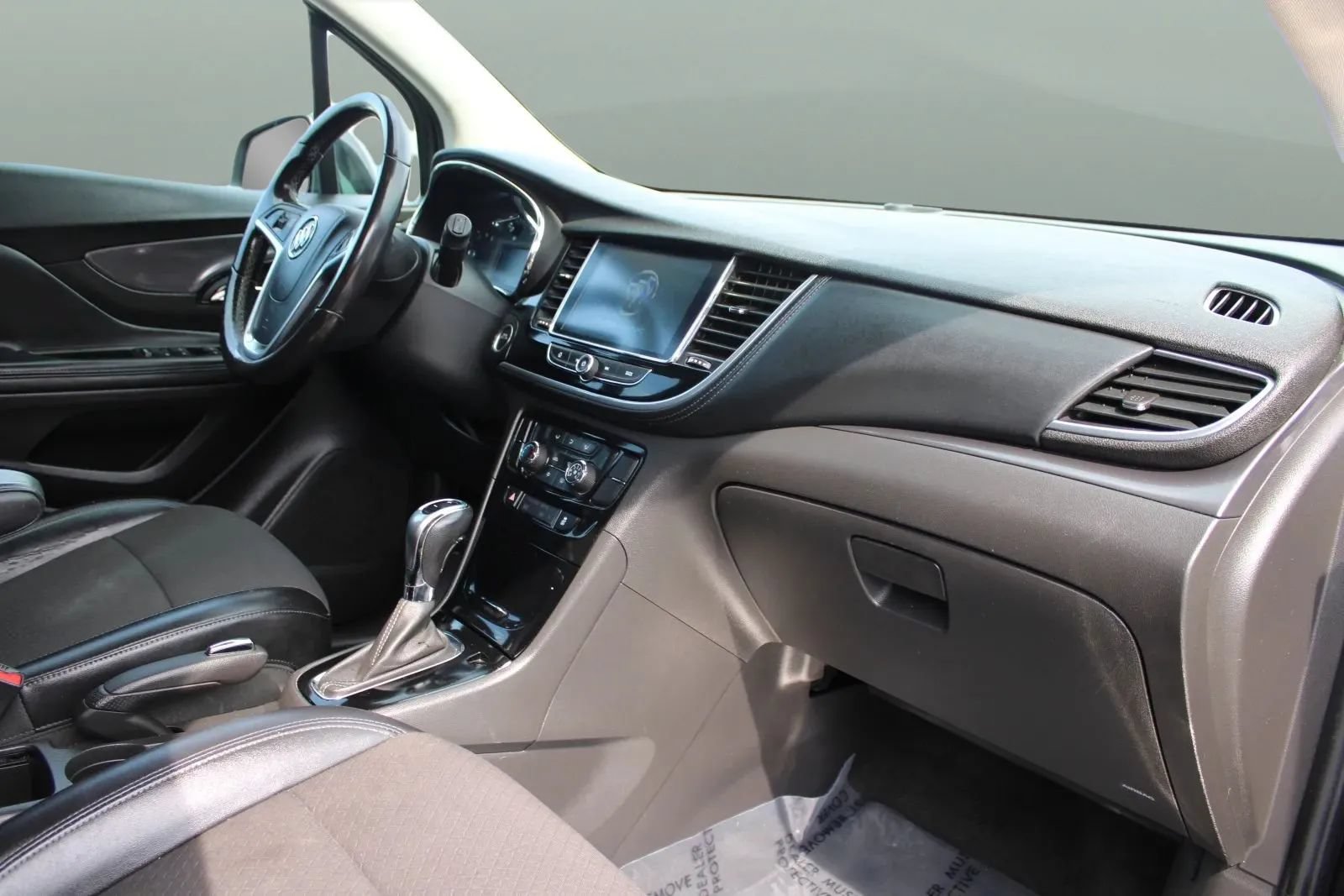 Used 2019 Buick Encore Preferred FWD image 18