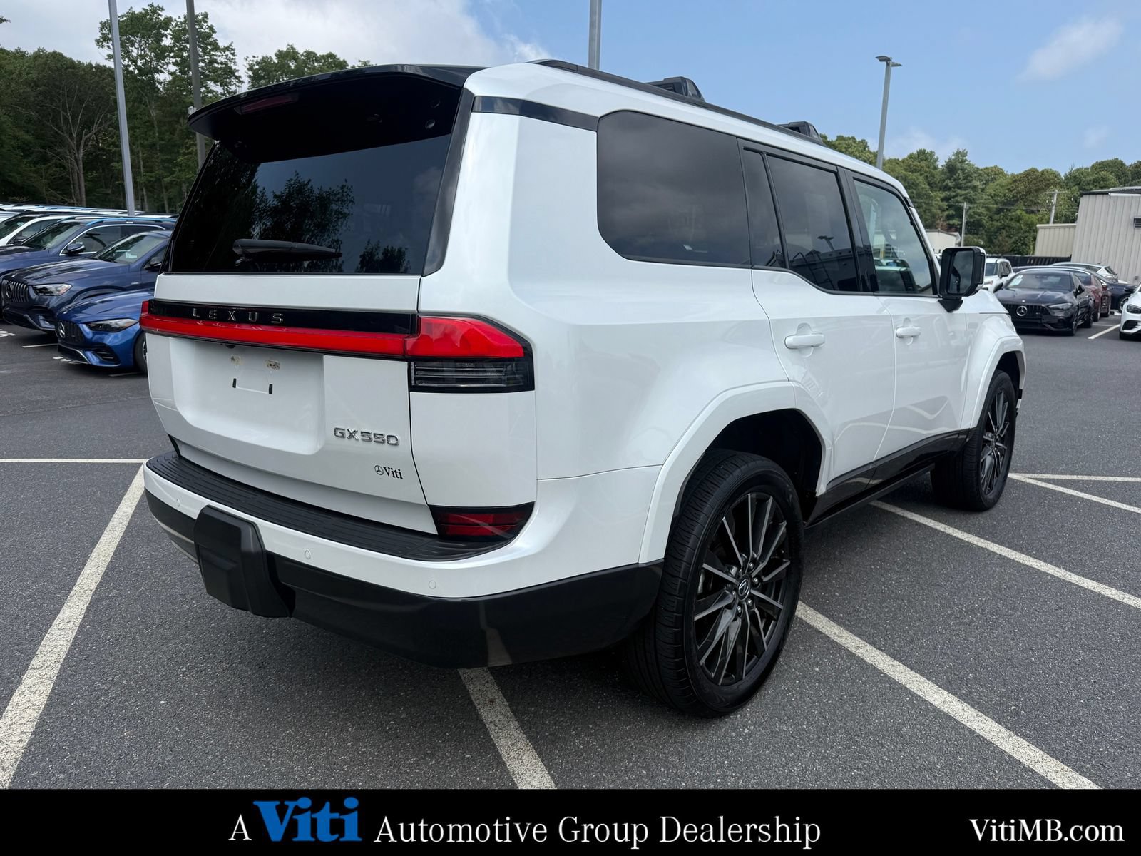 Used 2024 Lexus GX 550 w/ Accessory Package (2T) AWD/4WD image 8