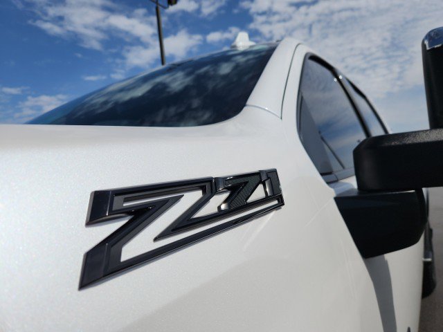 Used 2024 Chevrolet Silverado 3500 LTZ w/ LTZ Premium Package image 12